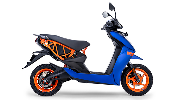 2025 Ather 450 Apex Introduces Infinite Cruise Feature for Smarter Riding